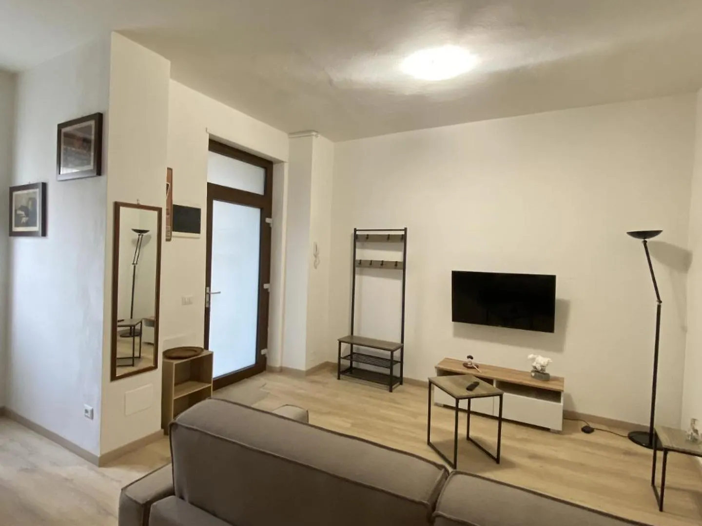 Casa Luigi Daire Como 0*,  İtalya
